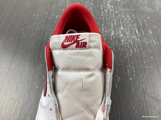 MaikeSneakers 1 Varsity White 705329-101 Jordan Low Red Retro 0711